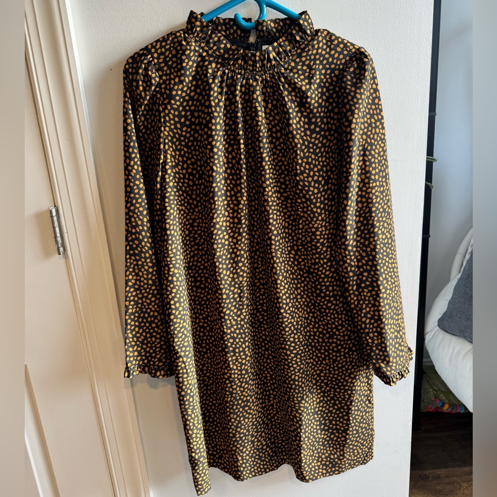 *NWT** J Crew Dress Size 6. Black with Gold/Bronze Spots.